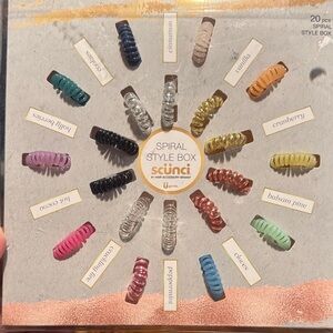 Scunci Spiral Style Box with Assorted Hair Ties